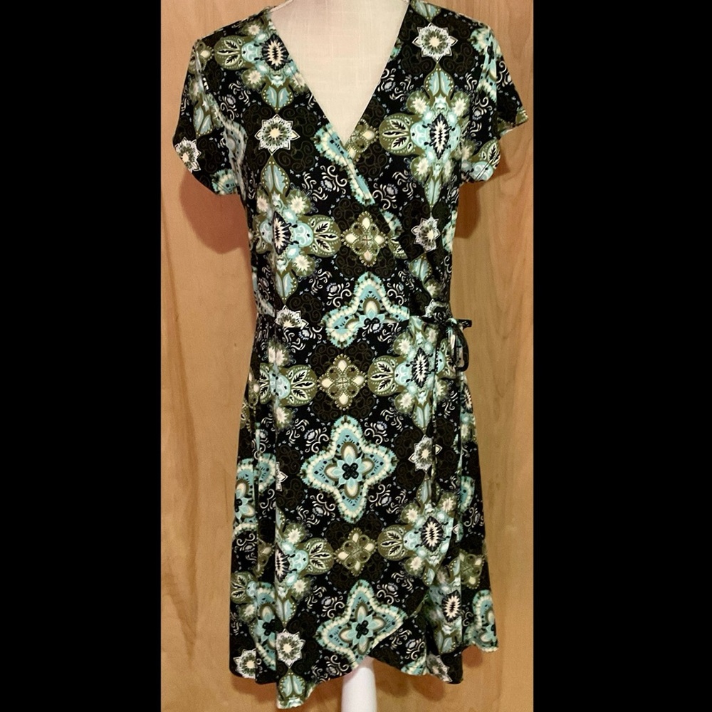 Just Be Faux Wrap Dress - EUC